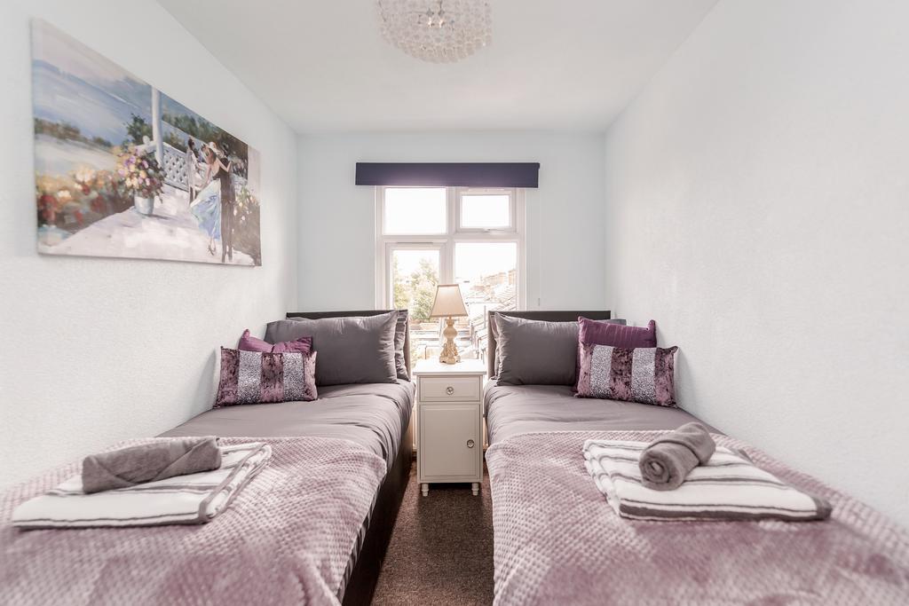 Watford General Suites Екстер'єр фото