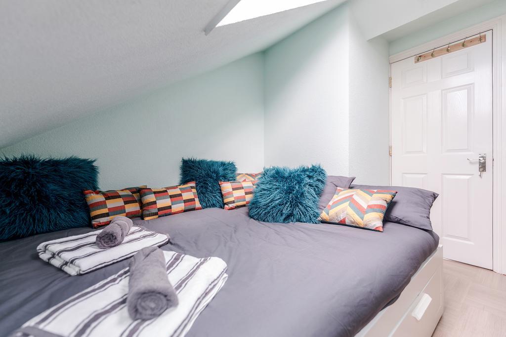 Watford General Suites Екстер'єр фото