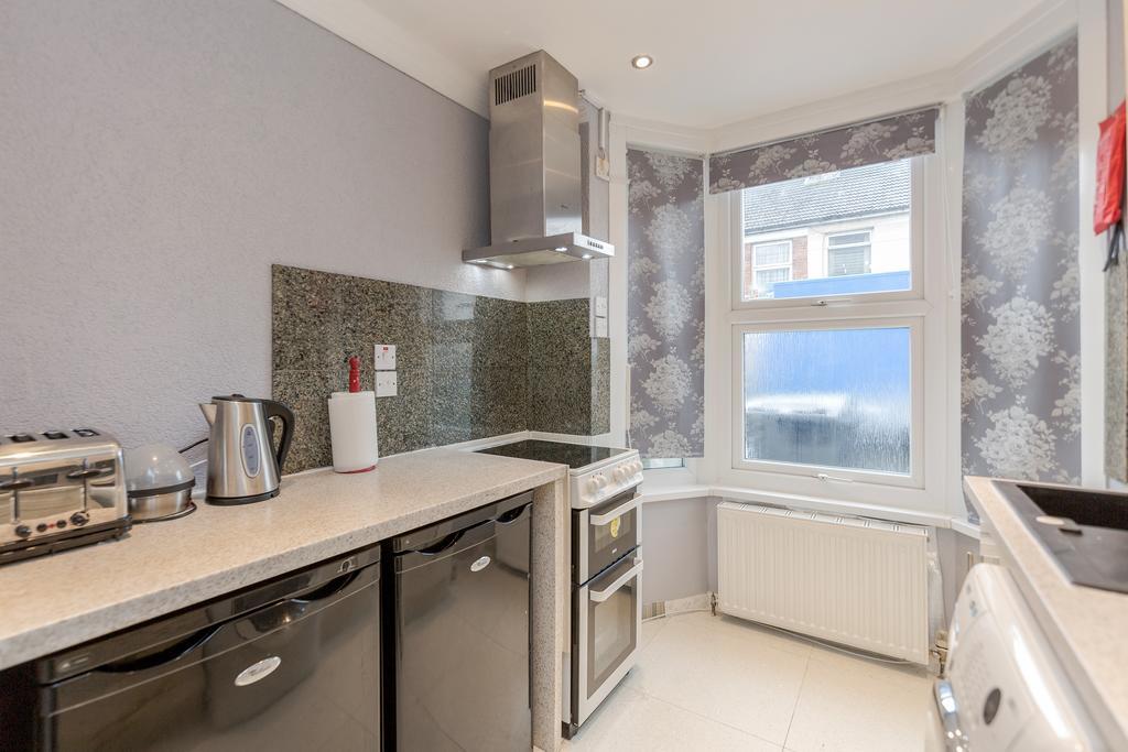 Watford General Suites Екстер'єр фото