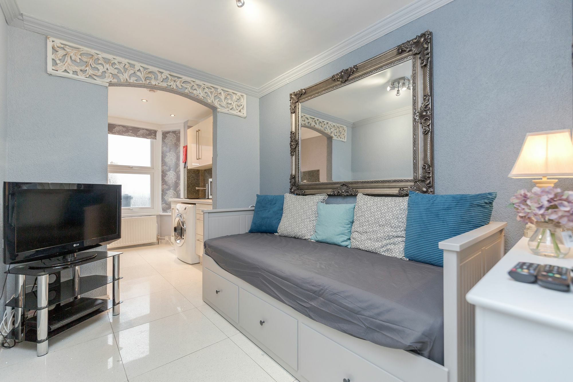 Watford General Suites Екстер'єр фото